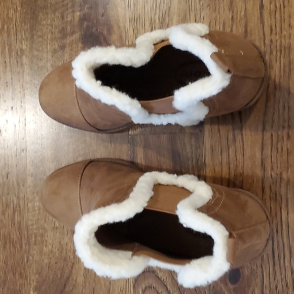 Womens Scoop suede and sherpa wedge Chelsea boots size 8